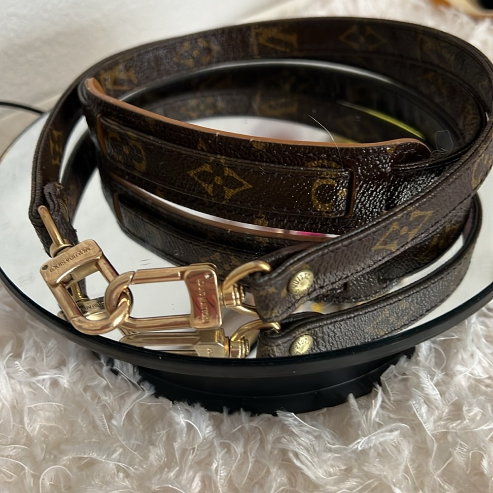 Authentic Louis Vuitton Monogram Shoulder 36” Strap EUC